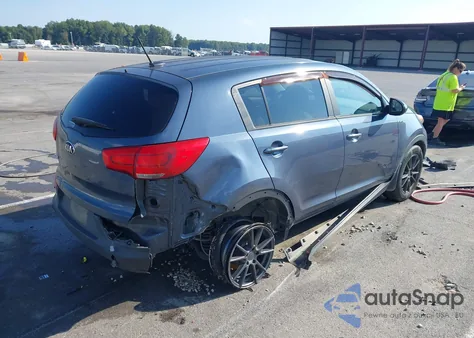 2015 Kia Sportage Lx z USA, uszkodzony, nr VIN KNDPBCAC0F7780584